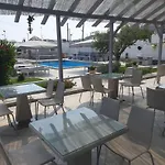 Syros Holidays 2*