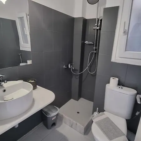 Syros Holidays 酒店 Vári