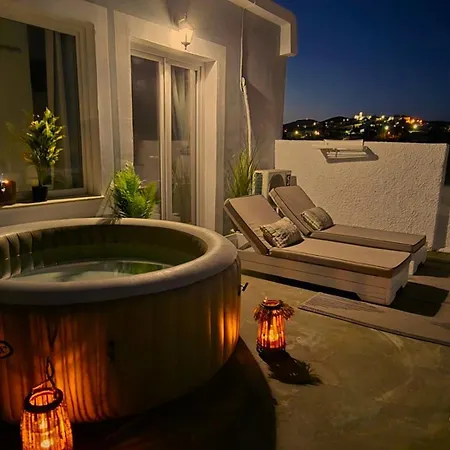 Syros Holidays 酒店 Vári