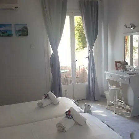 Hotel Syros Holidays 2*
