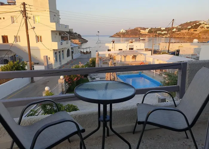 Syros Holidays Hotel 2*