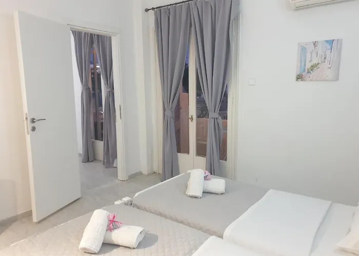 Syros Holidays Vari (Syros)