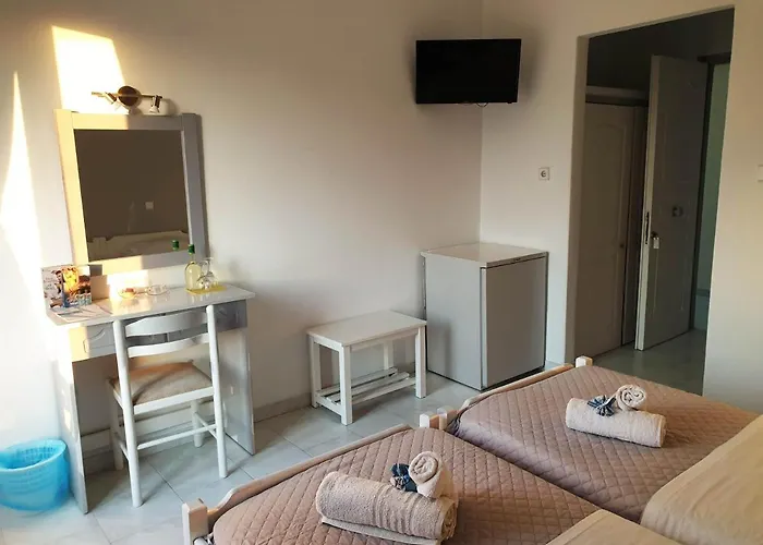 Syros Holidays Hotel 2*