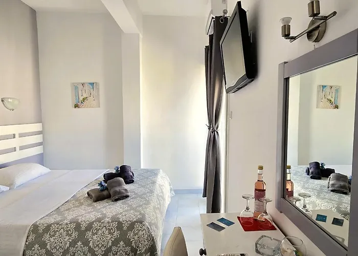 Syros Holidays 2* Vari (Syros)