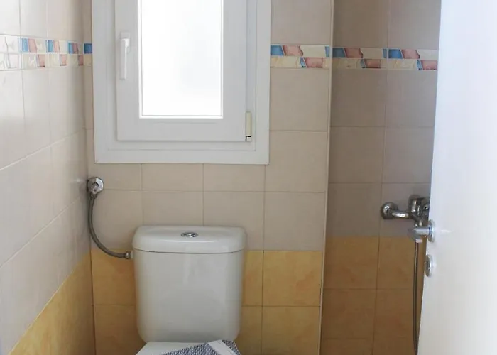 Syros Holidays 酒店 Vári