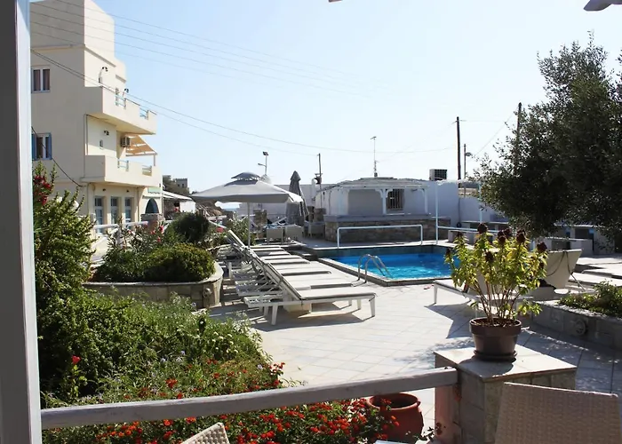 Syros Holidays 2* Vari (Syros)