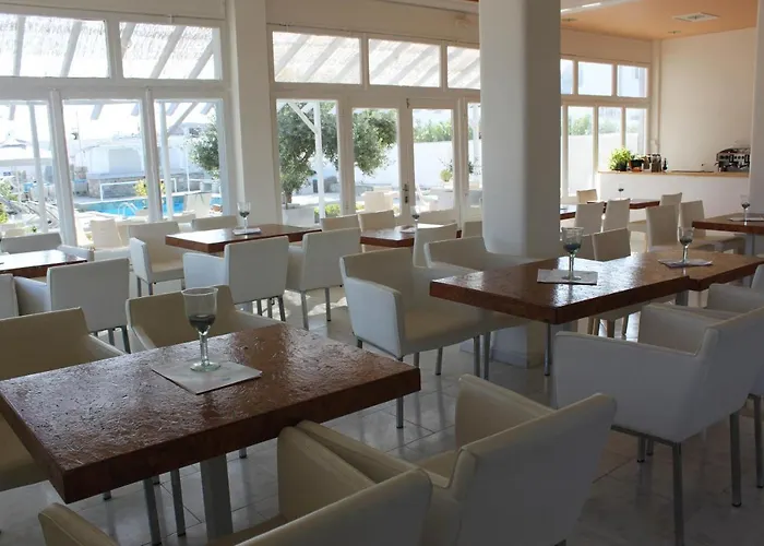 Hotel Syros Holidays Vari (Syros)